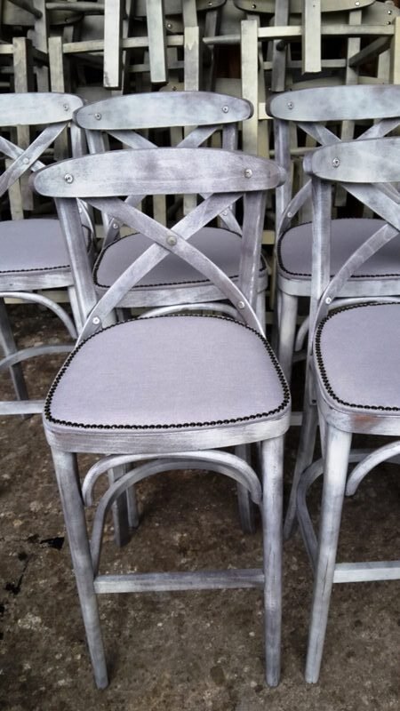 Ξύλινο σκαμπό "CROSS"