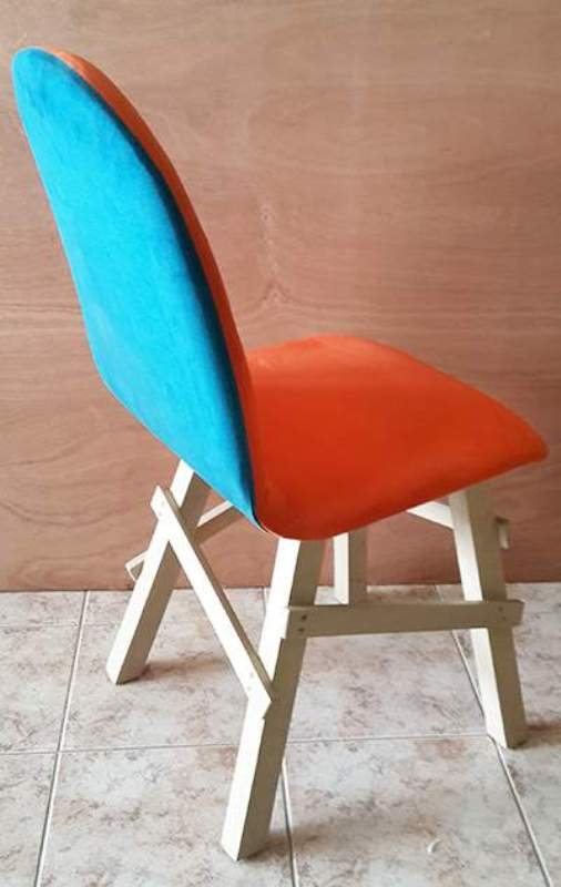 karekla-kleio-3.jpg Καρέκλα ντυμένη "ΚΛΕΙΩ"