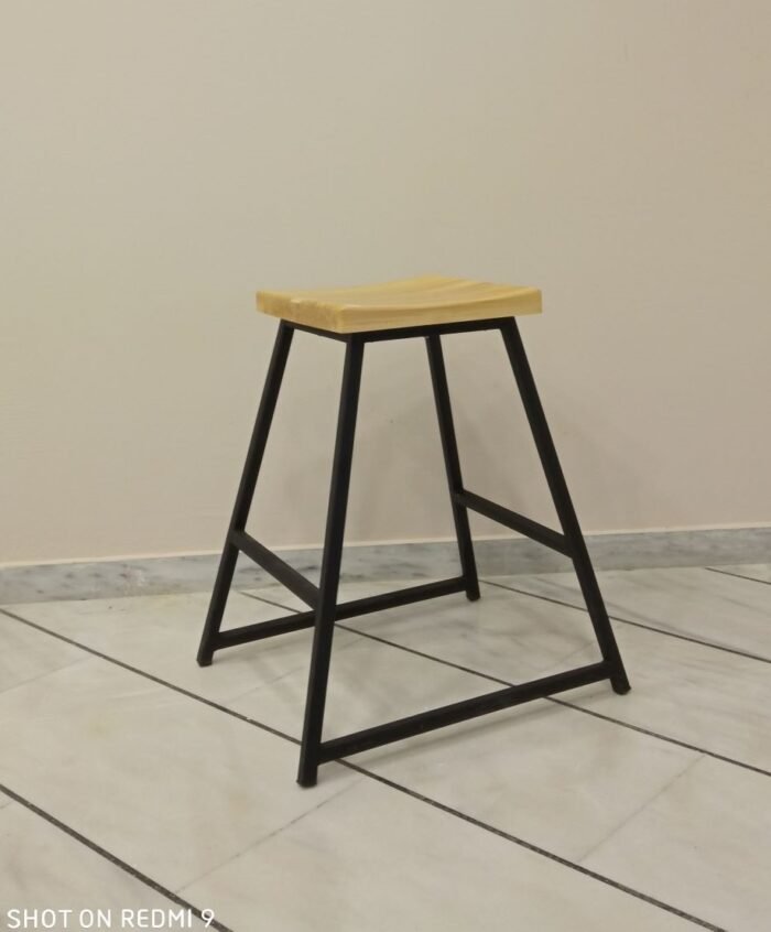 ΣΜ-7-1.jpg Σκαμπό μεταλλικό "ΣΜ7"