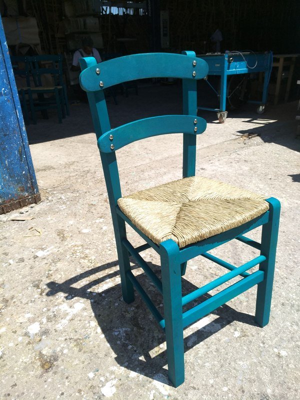 Ξύλινη παραδοσιακή καρέκλα "ΚΑΡΦΩΤΗ"