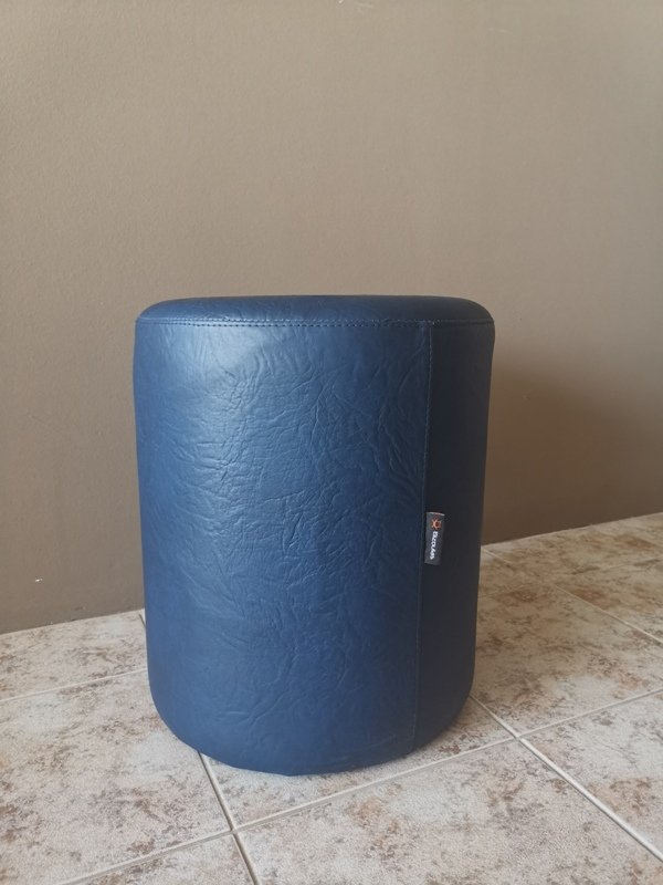 πουφ-2.jpg Σκαμπό χαμηλό "ΠΟΥΦ"